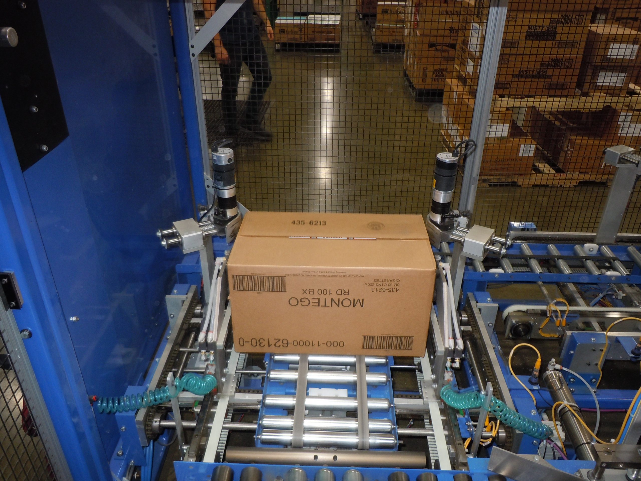 Automatic Box Cutter CCU-2000, Redstamp, Inc.
